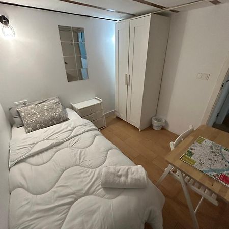 Airbhouse Private Rooms & Apartments Seville Ngoại thất bức ảnh