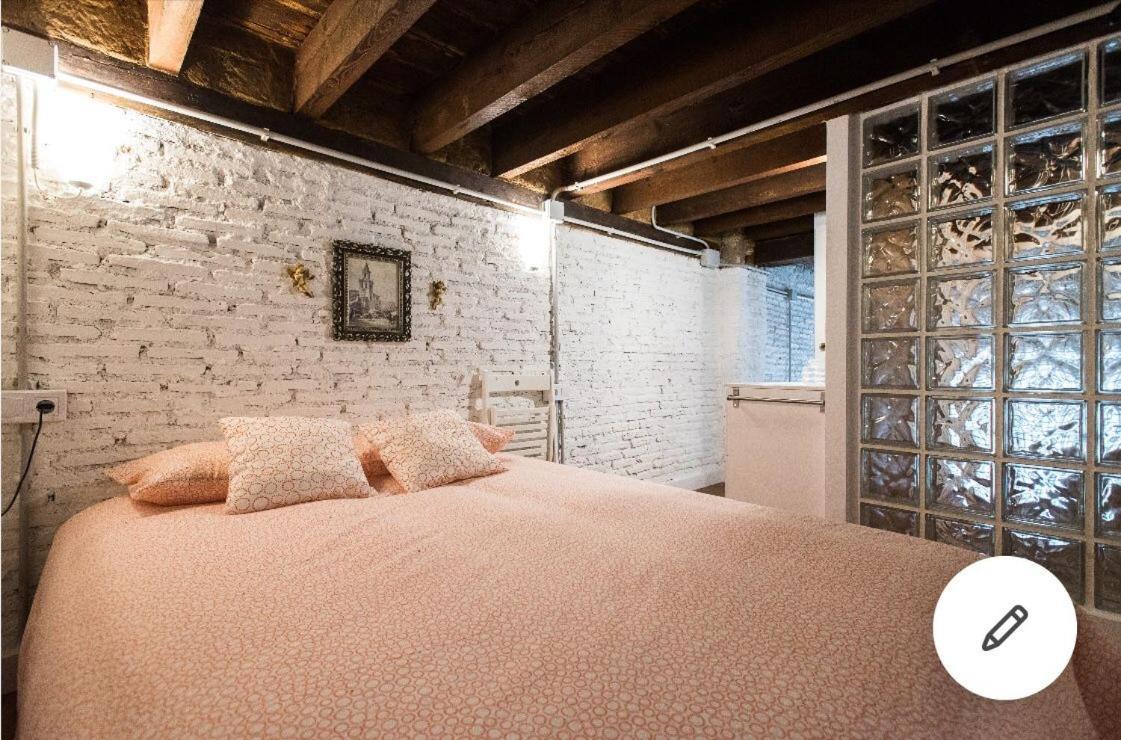 Airbhouse Private Rooms & Apartments Seville Ngoại thất bức ảnh