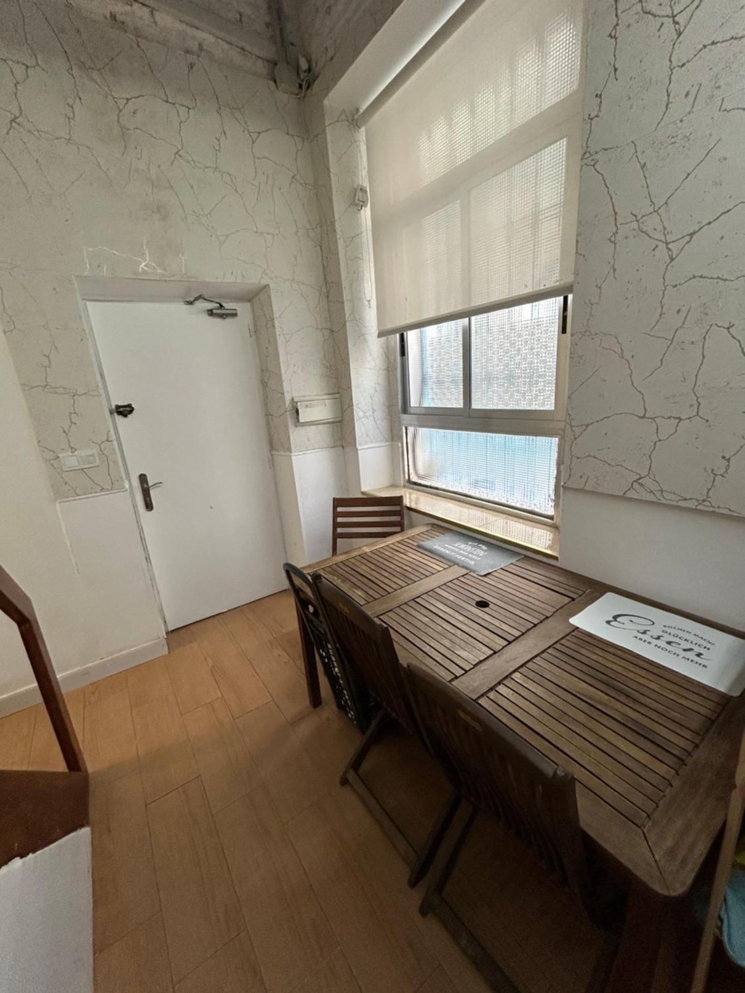Airbhouse Private Rooms & Apartments Seville Ngoại thất bức ảnh